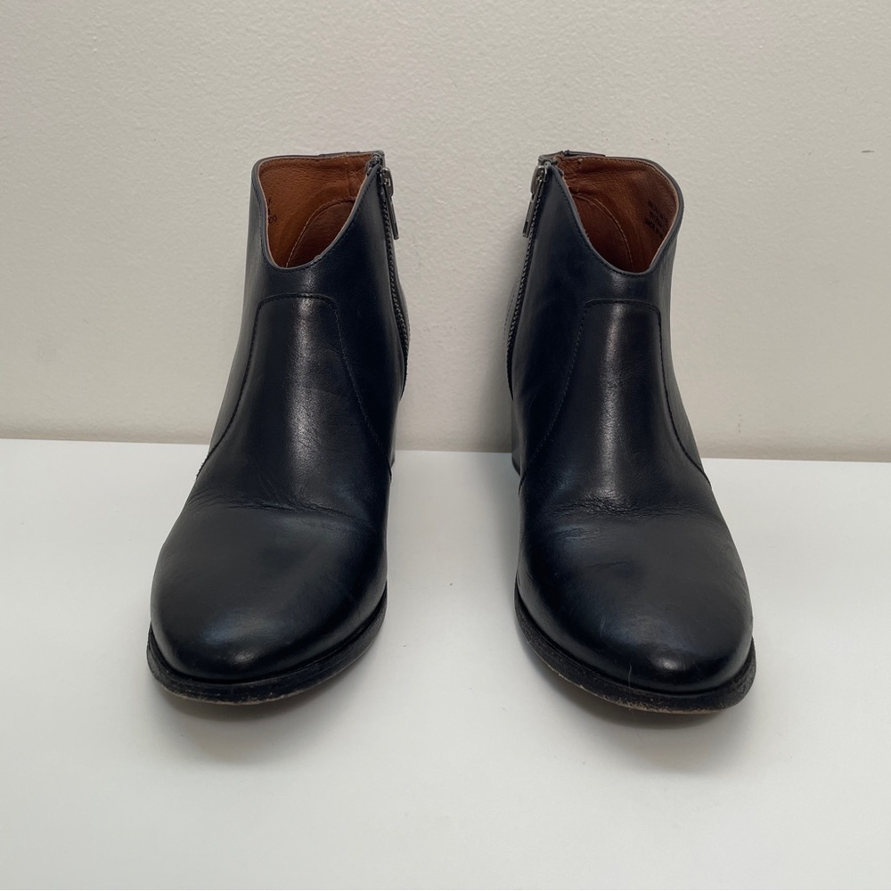 Frye Nora short zip boot black size 9 bootie western leather pointed toe office - Picture 4 of 13